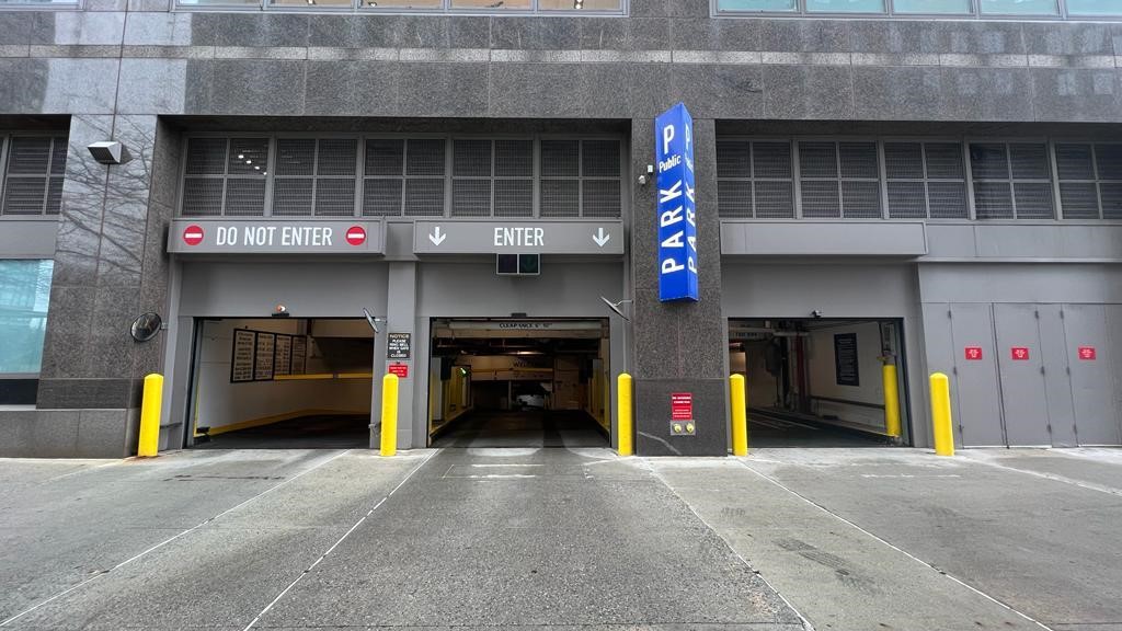Retail Image